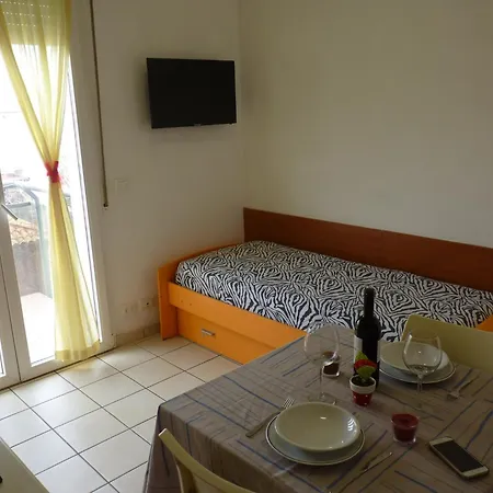 Costablu Apart Otel 2*