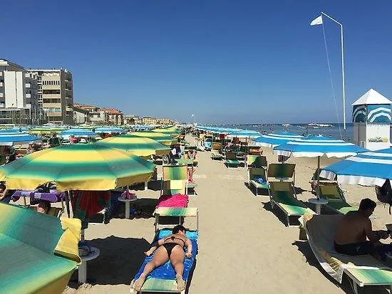 Costablu Lägenhetshotell 2*